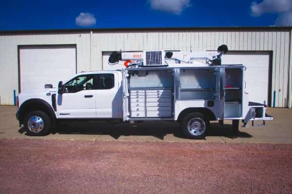 2025 Ford F-550 w/STI Service Body