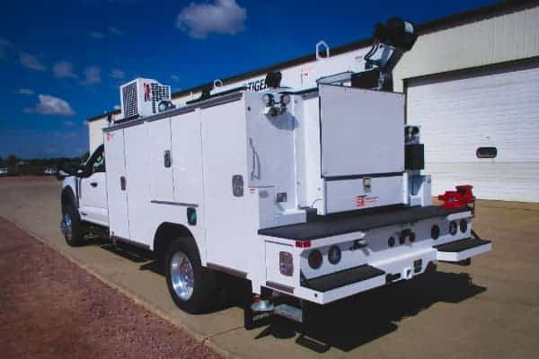 2025 Ford F-550 w/STI Service Body